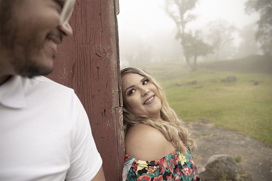 ensaio; pre wedding; fotografia de casamento; fotógrafo de casamento; pre wedding no camo; ensaio no campo; pre wedding paranapiacaba; ensaio paranapiacaba