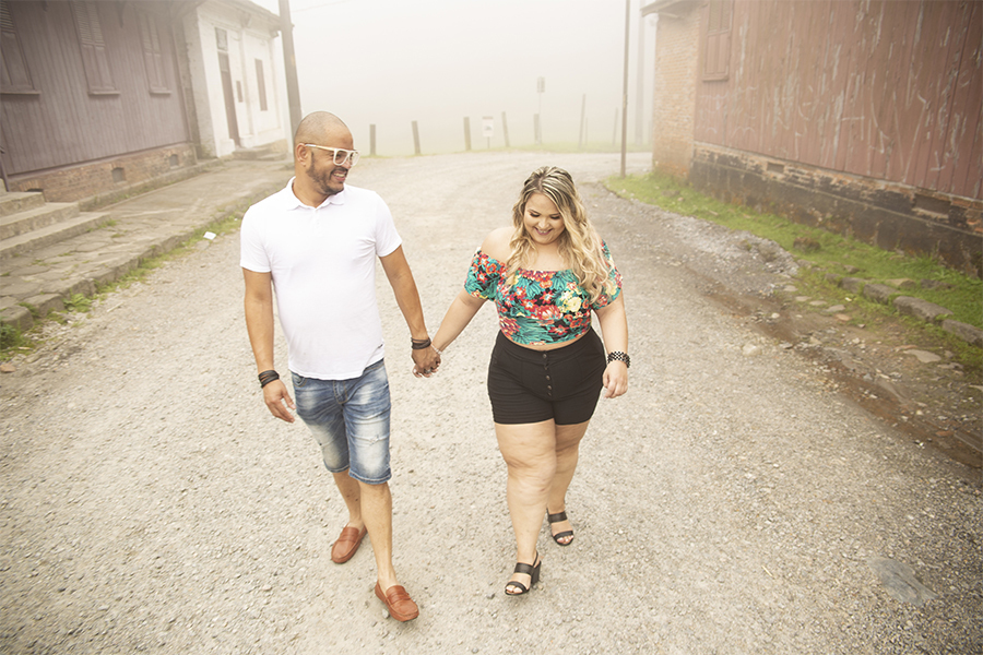 ensaio; pre wedding; fotografia de casamento; fotógrafo de casamento; pre wedding no camo; ensaio no campo; pre wedding paranapiacaba; ensaio paranapiacaba