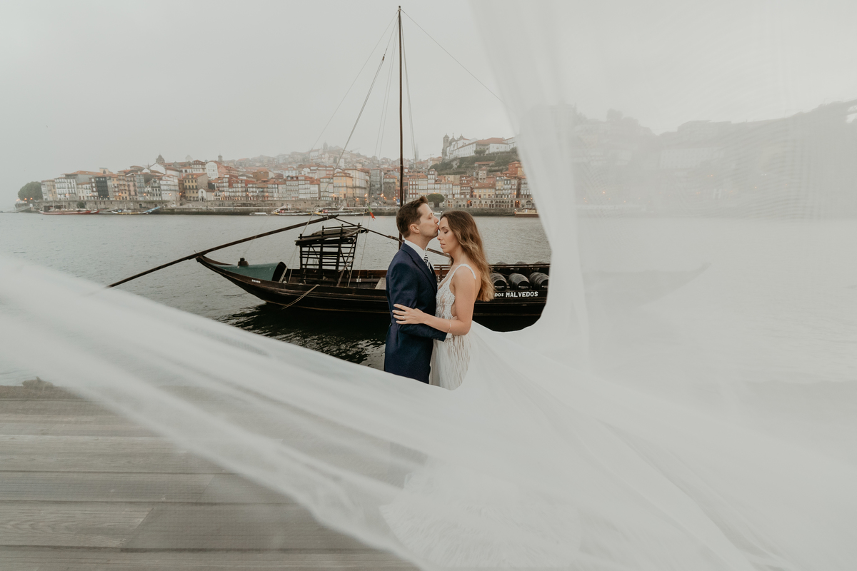 fotografia,guimaraes,nproduçoes,vale da corga., wedding, porto , portugal,lisboa,heldercoutophoito,helder couto fotografo,bestwedding, bewstphotogrtapher,weddingphotographer,video ,casamento guimaraes, movie, luxury, setlounge