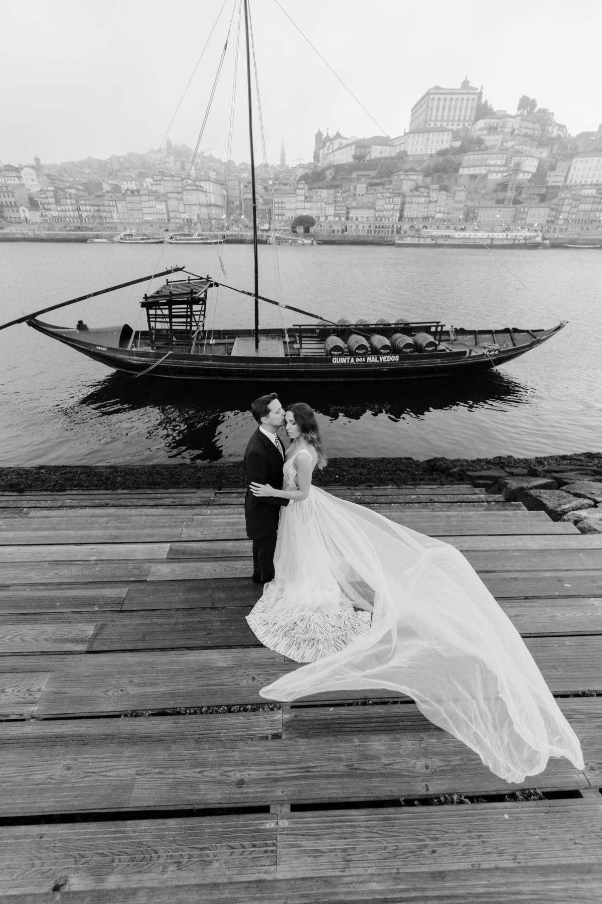 fotografia,guimaraes,nproduçoes,vale da corga., wedding, porto , portugal,lisboa,heldercoutophoito,helder couto fotografo,bestwedding, bewstphotogrtapher,weddingphotographer,video ,casamento guimaraes, movie, luxury, setlounge