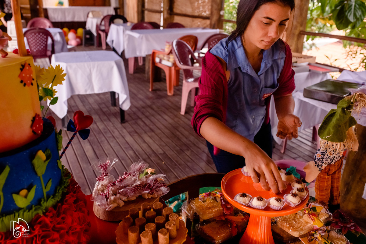 níver elis, aniversário infantil, 1 ano da elis, fotos do aniversário da elis, festinha infantil, festa em família, mauro louzada fotografia, sua história minhas fotos, fotógrafo aracruz, fotógrafo de casamento, fotógrafo de família, níver joão neiva