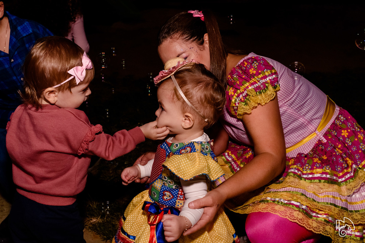 níver elis, aniversário infantil, 1 ano da elis, fotos do aniversário da elis, festinha infantil, festa em família, mauro louzada fotografia, sua história minhas fotos, fotógrafo aracruz, fotógrafo de casamento, fotógrafo de família, níver joão neiva