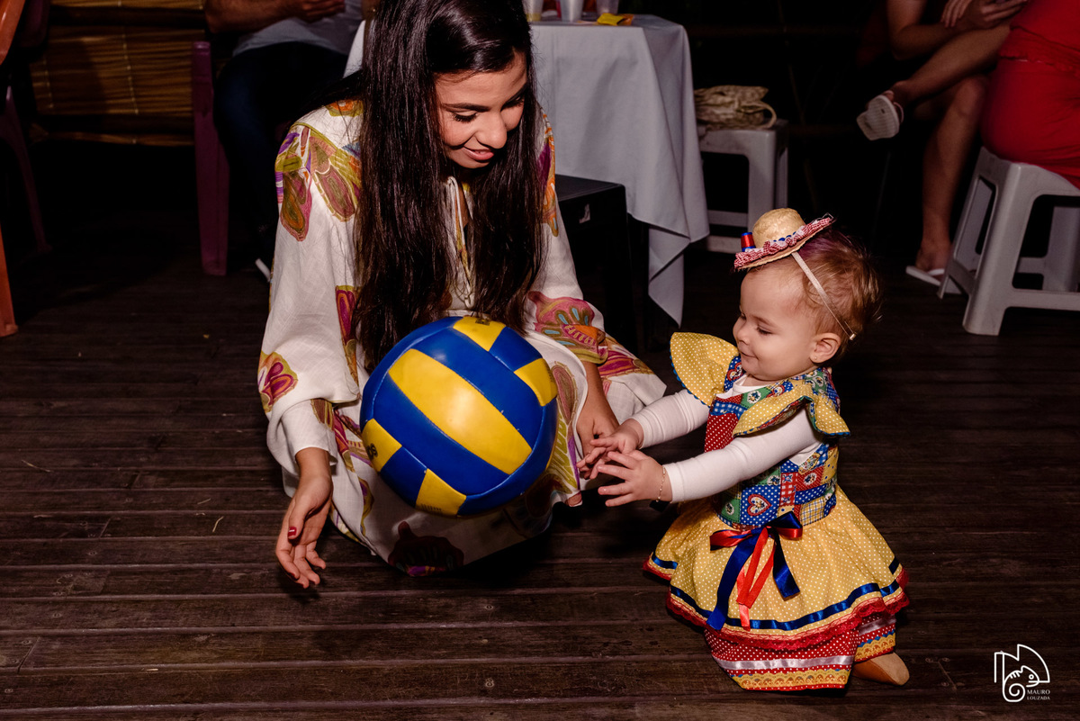 níver elis, aniversário infantil, 1 ano da elis, fotos do aniversário da elis, festinha infantil, festa em família, mauro louzada fotografia, sua história minhas fotos, fotógrafo aracruz, fotógrafo de casamento, fotógrafo de família, níver joão neiva