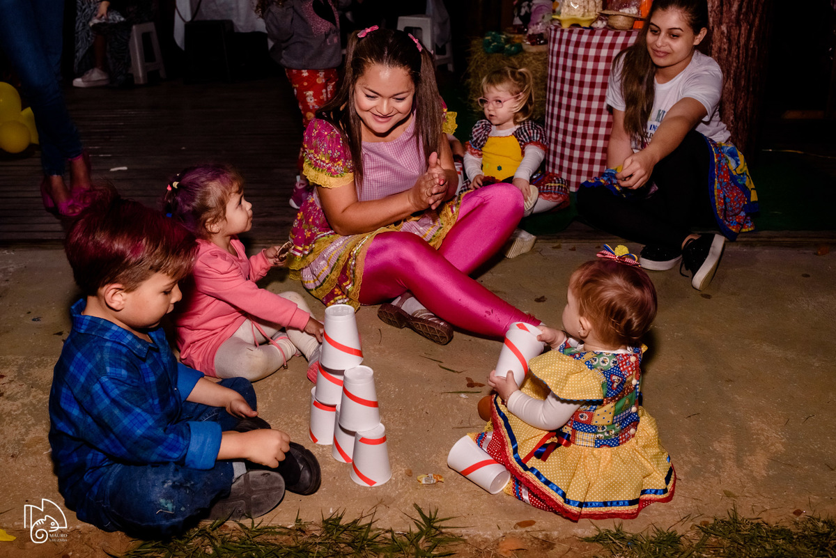 níver elis, aniversário infantil, 1 ano da elis, fotos do aniversário da elis, festinha infantil, festa em família, mauro louzada fotografia, sua história minhas fotos, fotógrafo aracruz, fotógrafo de casamento, fotógrafo de família, níver joão neiva