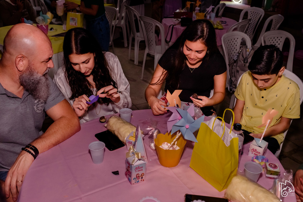 níver alice, aniversário infantil, 5 anos da alice, fotos do aniversário da alice, festinha infantil, festa em família, mauro louzada fotografia, sua história minhas fotos, fotógrafo aracruz, fotógrafo de casamento, fotógrafo de família, níver aracruz