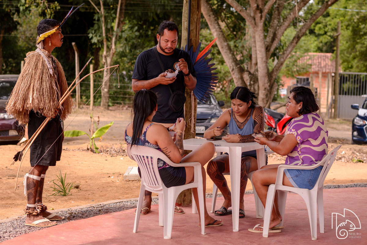 dias dos povos indígenas, festa indígena, aldeia indígena irajá, fotos do dia dos povos indígenas, povos originários, festa na aldeia irajá, povos tupiniquim, juventude tupiniquim, mauro louzada fotografia, sua história minhas fotos, fotógrafo aracruz