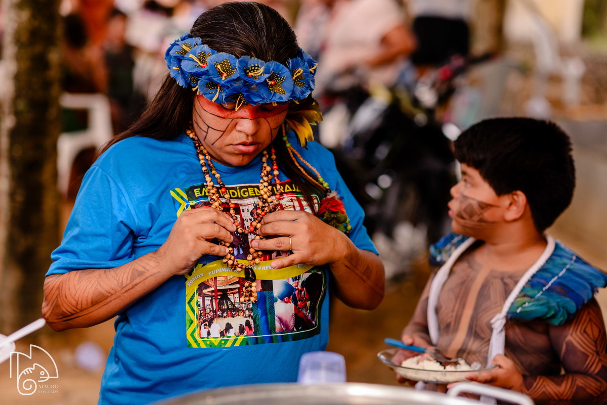 dias dos povos indígenas, festa indígena, aldeia indígena irajá, fotos do dia dos povos indígenas, povos originários, festa na aldeia irajá, povos tupiniquim, juventude tupiniquim, mauro louzada fotografia, sua história minhas fotos, fotógrafo aracruz