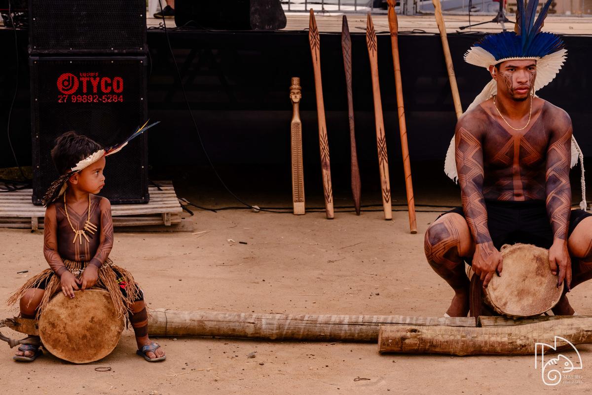 dias dos povos indígenas, festa indígena, aldeia indígena irajá, fotos do dia dos povos indígenas, povos originários, festa na aldeia irajá, povos tupiniquim, juventude tupiniquim, mauro louzada fotografia, sua história minhas fotos, fotógrafo aracruz