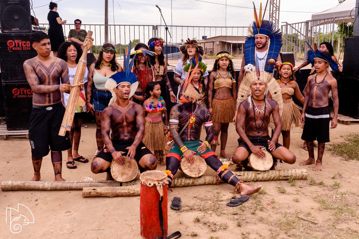 dias dos povos indígenas, festa indígena, aldeia indígena irajá, fotos do dia dos povos indígenas, povos originários, festa na aldeia irajá, povos tupiniquim, juventude tupiniquim, mauro louzada fotografia, sua história minhas fotos, fotógrafo aracruz
