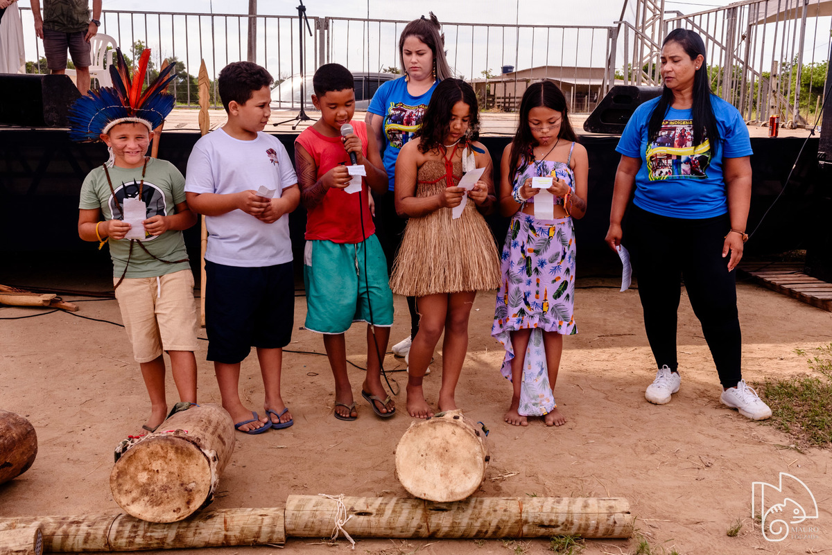 dias dos povos indígenas, festa indígena, aldeia indígena irajá, fotos do dia dos povos indígenas, povos originários, festa na aldeia irajá, povos tupiniquim, juventude tupiniquim, mauro louzada fotografia, sua história minhas fotos, fotógrafo aracruz