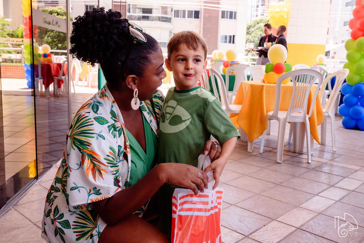 níver daniel, aniversário infantil, 4 anos do daniel, fotos do aniversário do daniel, níver em vila velha, festinha infantil, festa em família, mauro louzada fotografia, sua história minhas fotos, fotógrafo aracruz, fotógrafo de família