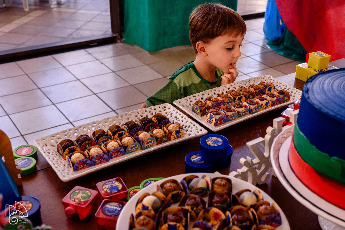 níver daniel, aniversário infantil, 4 anos do daniel, fotos do aniversário do daniel, níver em vila velha, festinha infantil, festa em família, mauro louzada fotografia, sua história minhas fotos, fotógrafo aracruz, fotógrafo de família