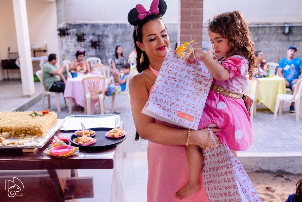 níver isis, aniversário infantil, 3 aninhos da isis, fotos do aniversário da isis, festinha infantil, festa em família, mauro louzada fotografia, sua história minhas fotos, fotógrafo aracruz, fotógrafo de casamento, fotógrafo de família, níver aracruz