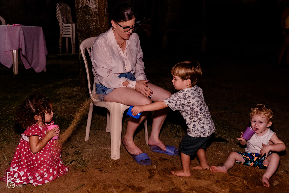 níver isis, aniversário infantil, 3 aninhos da isis, fotos do aniversário da isis, festinha infantil, festa em família, mauro louzada fotografia, sua história minhas fotos, fotógrafo aracruz, fotógrafo de casamento, fotógrafo de família, níver aracruz