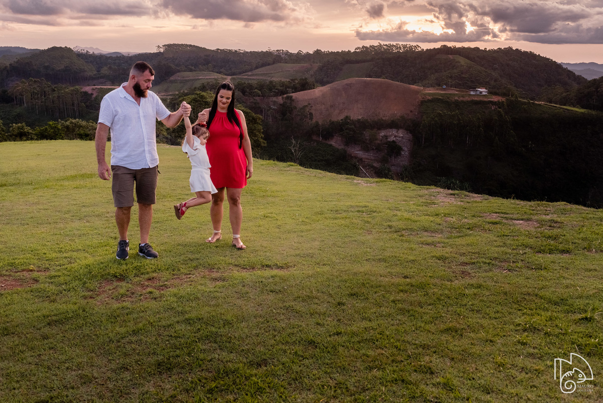 ensaio de gestante, à espera da isabela, rovena grávida, ensaio rovena e pedro, doce espera da isabela, família, ensaio em santa teresa, mauro louzada fotografia, sua história minhas fotos, fotógrafo aracruz, fotógrafo de família, fotografia documental