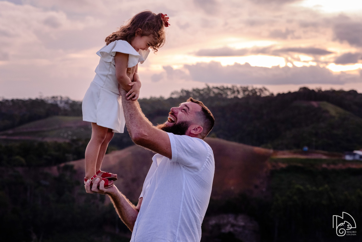 ensaio de gestante, à espera da isabela, rovena grávida, ensaio rovena e pedro, doce espera da isabela, família, ensaio em santa teresa, mauro louzada fotografia, sua história minhas fotos, fotógrafo aracruz, fotógrafo de família, fotografia documental