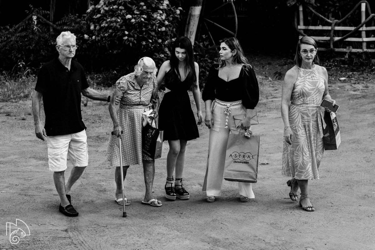 silvina demuner, d. silvina fez 89, níver silvina demuner, família demuner, fotos do aniversário da silvina demuner, festa em ibiraçú, cerimonial conti della, mauro louzada fotografia, sua história minhas fotos, fotógrafo aracruz, fotografia documental, 