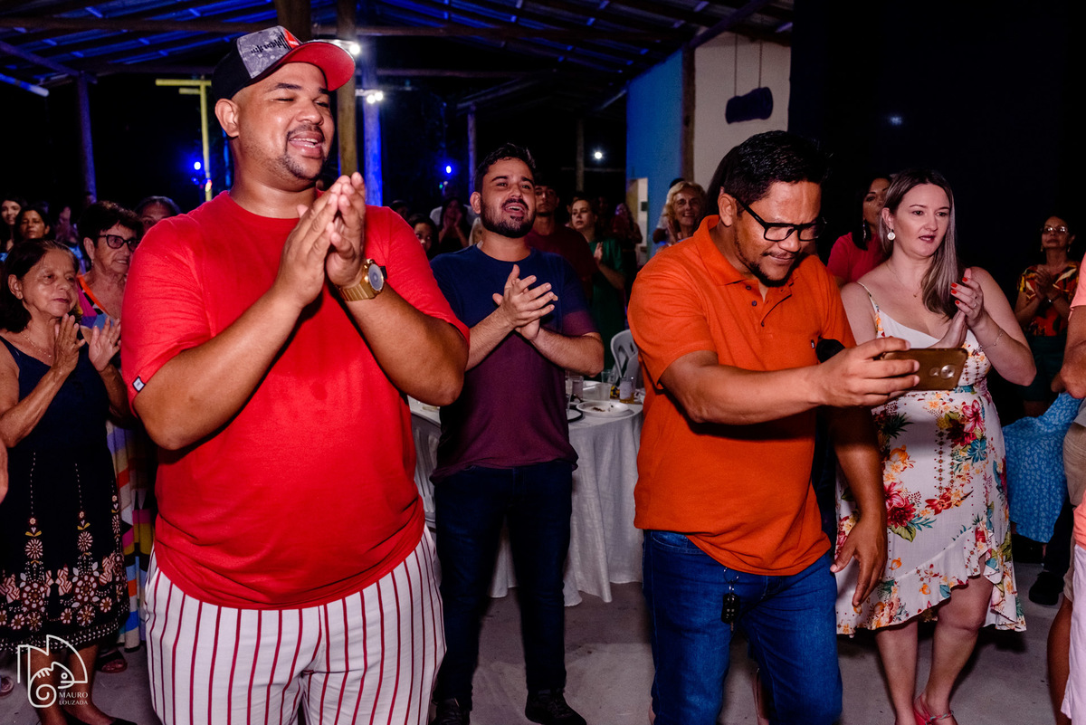 silvina demuner, d. silvina fez 89, níver silvina demuner, família demuner, fotos do aniversário da silvina demuner, festa em ibiraçú, cerimonial conti della, mauro louzada fotografia, sua história minhas fotos, fotógrafo aracruz, fotografia documental, 