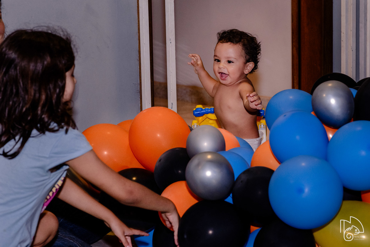 níver pedro, aniversário infantil, 1 ano do pedro, fotos do aniversário do pedro, festinha infantil, festa em família, mauro louzada fotografia, sua história minhas fotos, fotógrafo aracruz, fotógrafo de casamento, fotógrafo de família, níver aracruz