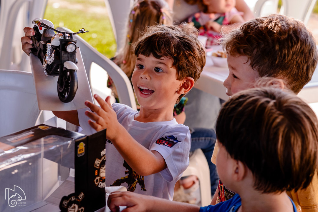 níver henrique, níver infantil, 4 anos do henrique, fotos do aniversário do henrique,  clube da orla, festa em família, mauro louzada fotografia, sua história minhas fotos, fotógrafo aracruz, fotógrafo de casamento, fotógrafo de família, níver aracruz