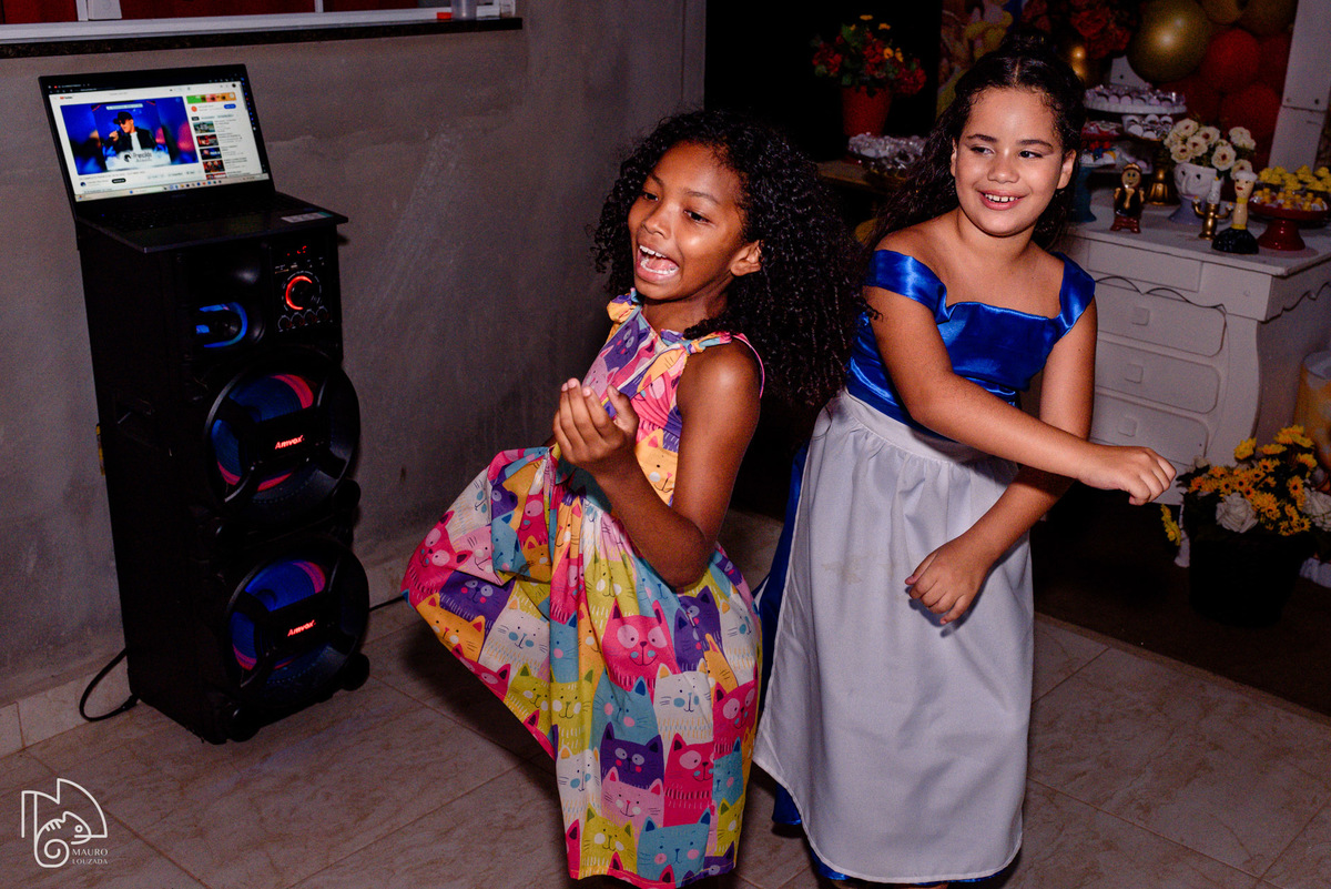 níver valentina, aniversário infantil, 8 anos da valentina, fotos do aniversário da valentina, festa infantil em irajá, festa em família, mauro louzada fotografia, sua história minhas fotos, fotógrafo aracruz, fotógrafo de casamento, fotógrafo de família