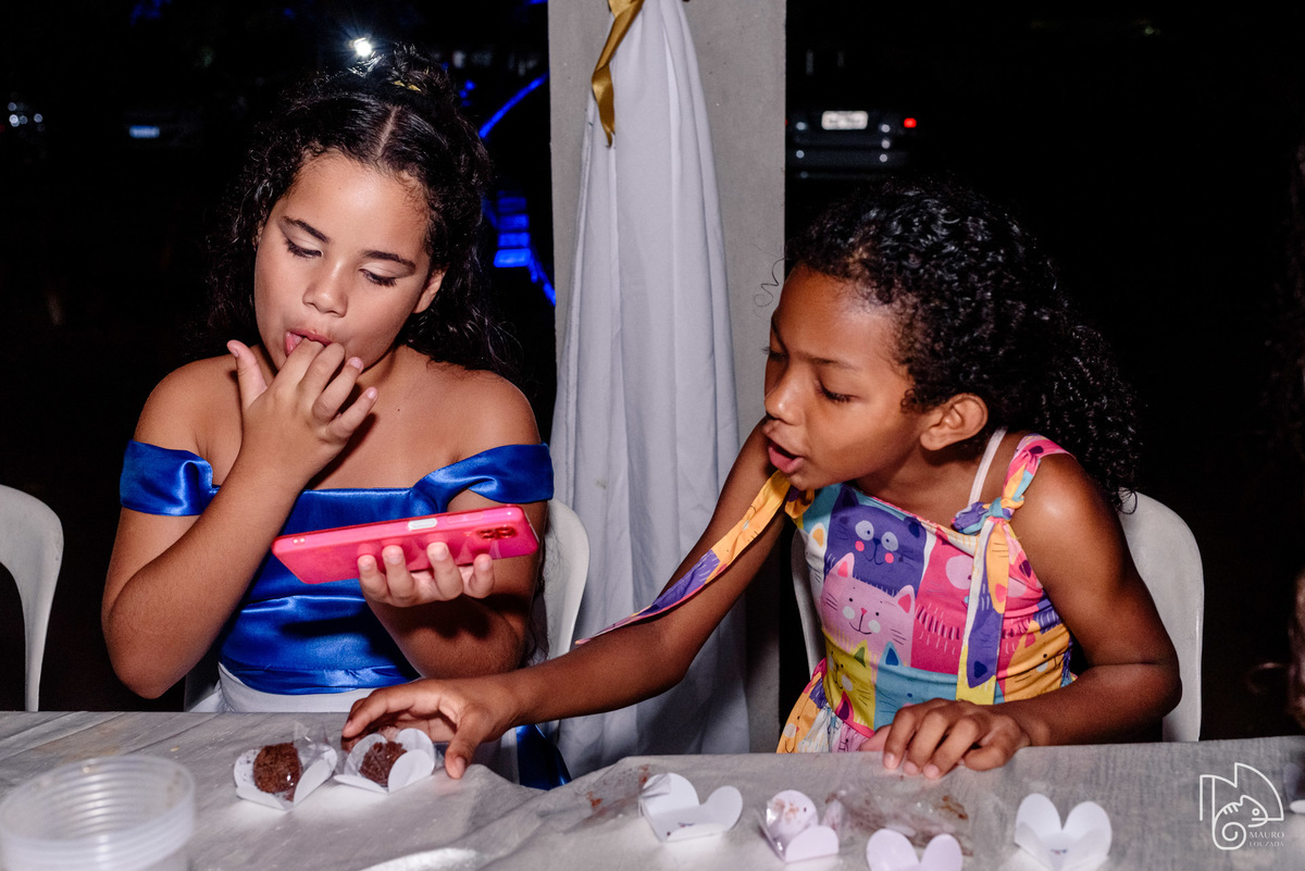 níver valentina, aniversário infantil, 8 anos da valentina, fotos do aniversário da valentina, festa infantil em irajá, festa em família, mauro louzada fotografia, sua história minhas fotos, fotógrafo aracruz, fotógrafo de casamento, fotógrafo de família