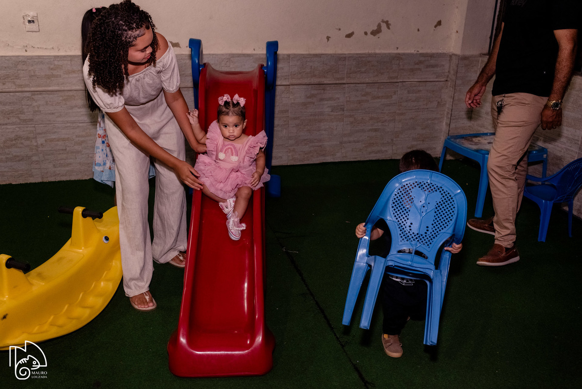 níver heloisa, aniversário infantil, 1 ano da heloisa, fotos do aniversário da heloisa, festa infantil, festa em família, mauro louzada fotografia, sua história minhas fotos, fotógrafo aracruz, fotógrafo de casamento, fotógrafo de família, níver aracruz