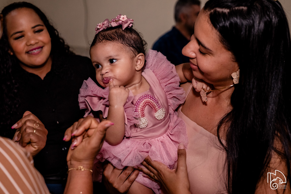 níver heloisa, aniversário infantil, 1 ano da heloisa, fotos do aniversário da heloisa, festa infantil, festa em família, mauro louzada fotografia, sua história minhas fotos, fotógrafo aracruz, fotógrafo de casamento, fotógrafo de família, níver aracruz