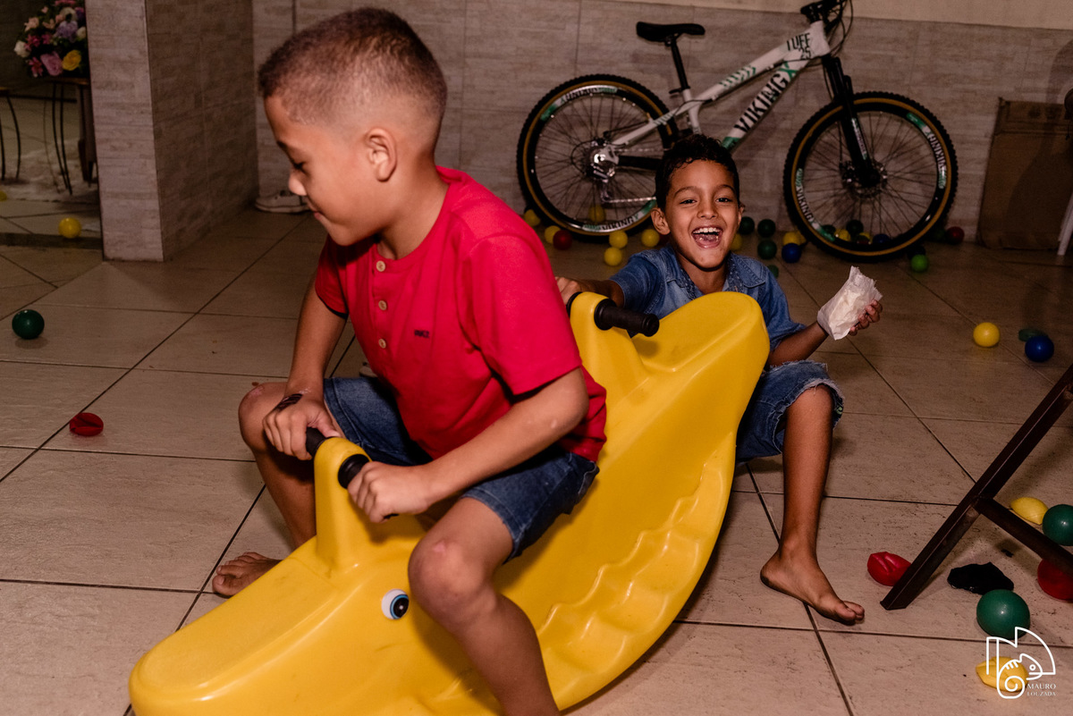 níver heloisa, aniversário infantil, 1 ano da heloisa, fotos do aniversário da heloisa, festa infantil, festa em família, mauro louzada fotografia, sua história minhas fotos, fotógrafo aracruz, fotógrafo de casamento, fotógrafo de família, níver aracruz