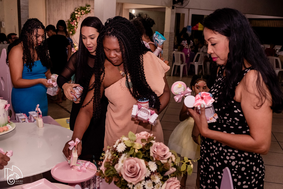 níver heloisa, aniversário infantil, 1 ano da heloisa, fotos do aniversário da heloisa, festa infantil, festa em família, mauro louzada fotografia, sua história minhas fotos, fotógrafo aracruz, fotógrafo de casamento, fotógrafo de família, níver aracruz