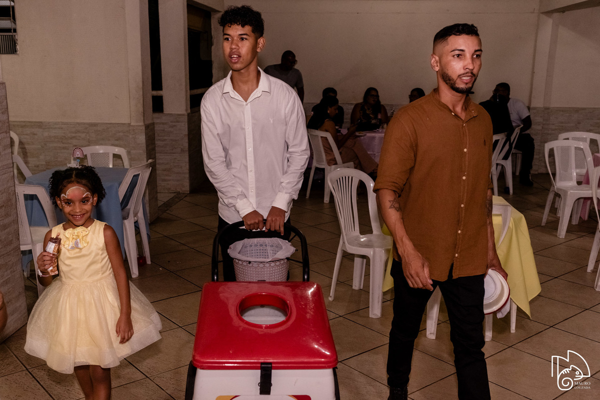 níver heloisa, aniversário infantil, 1 ano da heloisa, fotos do aniversário da heloisa, festa infantil, festa em família, mauro louzada fotografia, sua história minhas fotos, fotógrafo aracruz, fotógrafo de casamento, fotógrafo de família, níver aracruz