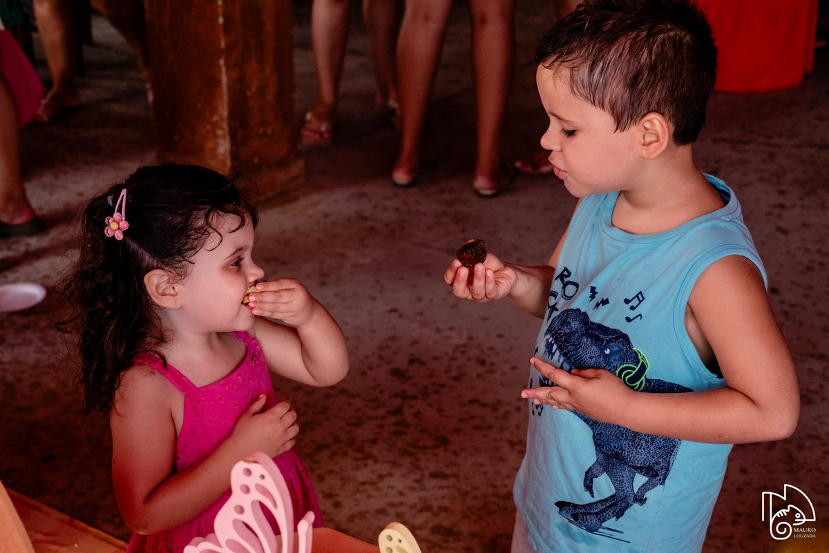 níver rebeca, aniversário infantil, 3 anos da rebeca, fotos do aniversário da rebeca, festinha infantil, festa em família, mauro louzada fotografia, sua história minhas fotos, fotógrafo aracruz, fotógrafo de casamento, fotógrafo de família, níver aracruz