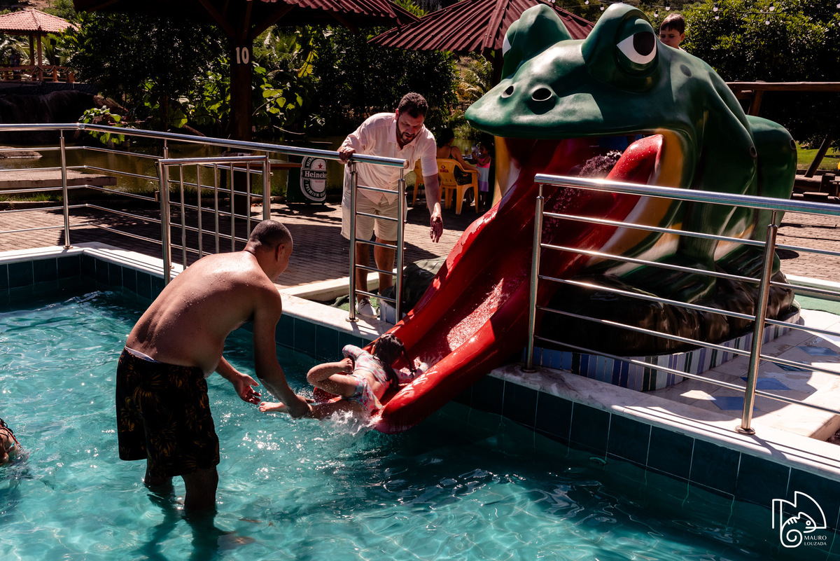 níver rebeca, aniversário infantil, 3 anos da rebeca, fotos do aniversário da rebeca, festinha infantil, festa em família, mauro louzada fotografia, sua história minhas fotos, fotógrafo aracruz, fotógrafo de casamento, fotógrafo de família, níver aracruz