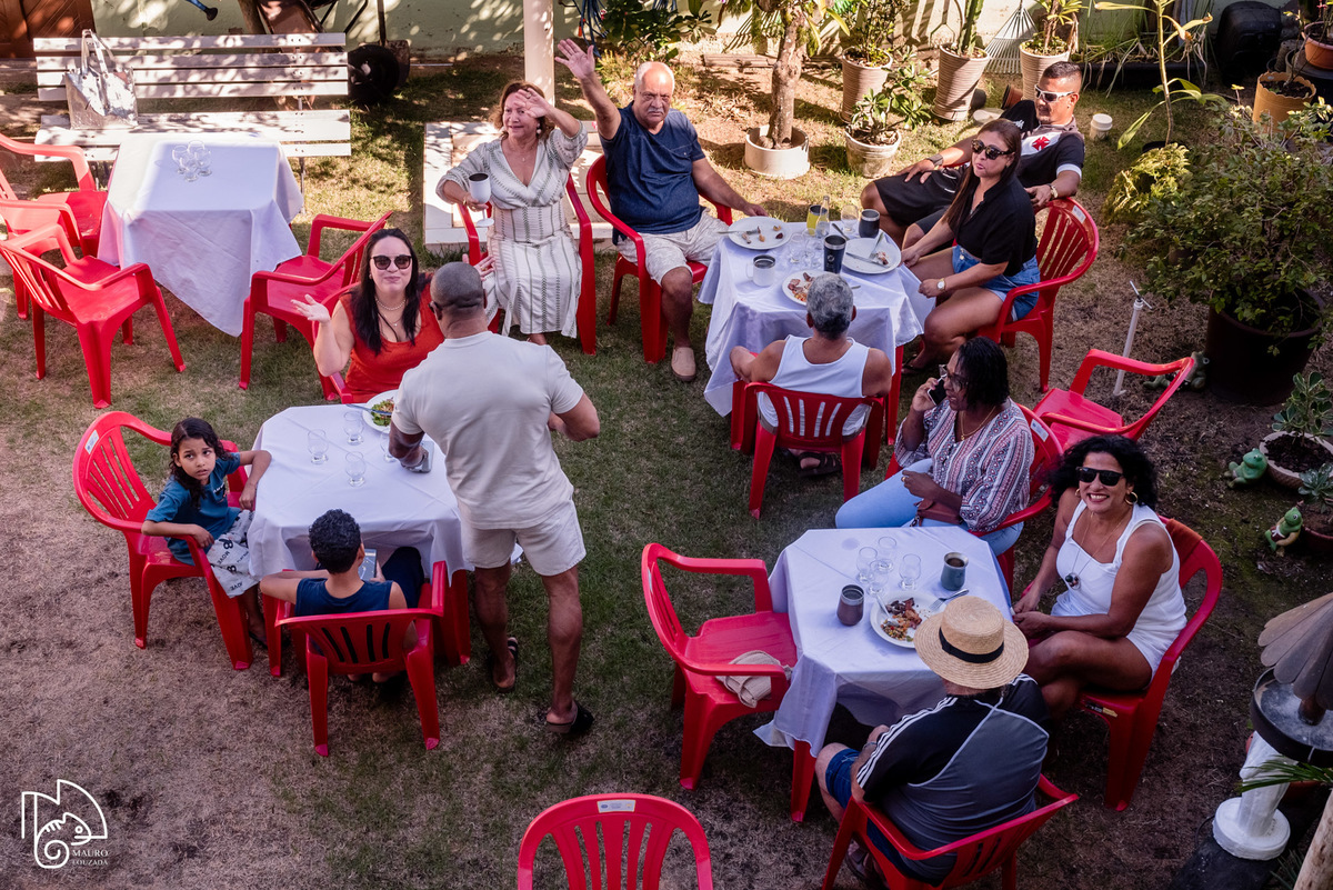 Aniversário Carlos Leite, fotos da festa do Carlos, família do Carlos, Festa em Putiri, Festa na casa de praia, Carlos e Ângela, Mauro Louzada Fotografia, Sua história minhas fotos, Fotografia documental, Fotógrafo de família, Fotógrafo Aracruz