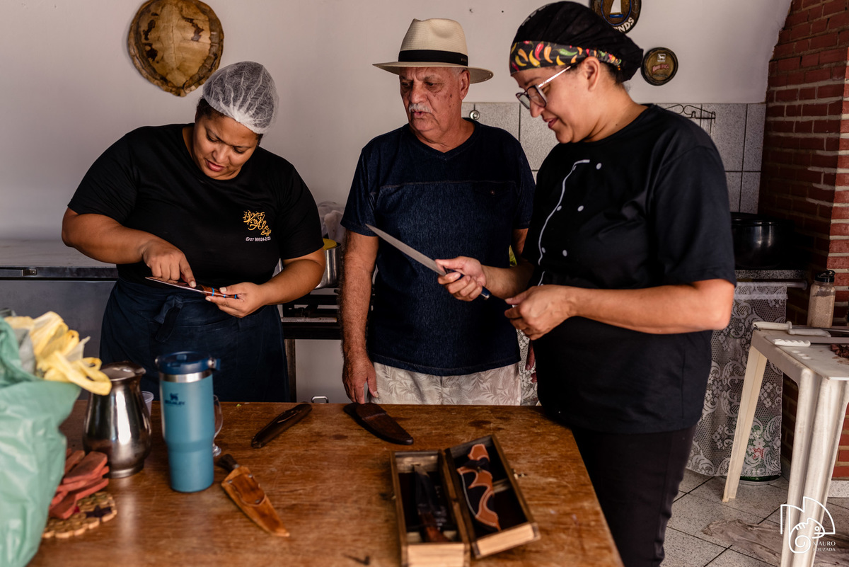 Aniversário Carlos Leite, fotos da festa do Carlos, família do Carlos, Festa em Putiri, Festa na casa de praia, Carlos e Ângela, Mauro Louzada Fotografia, Sua história minhas fotos, Fotografia documental, Fotógrafo de família, Fotógrafo Aracruz