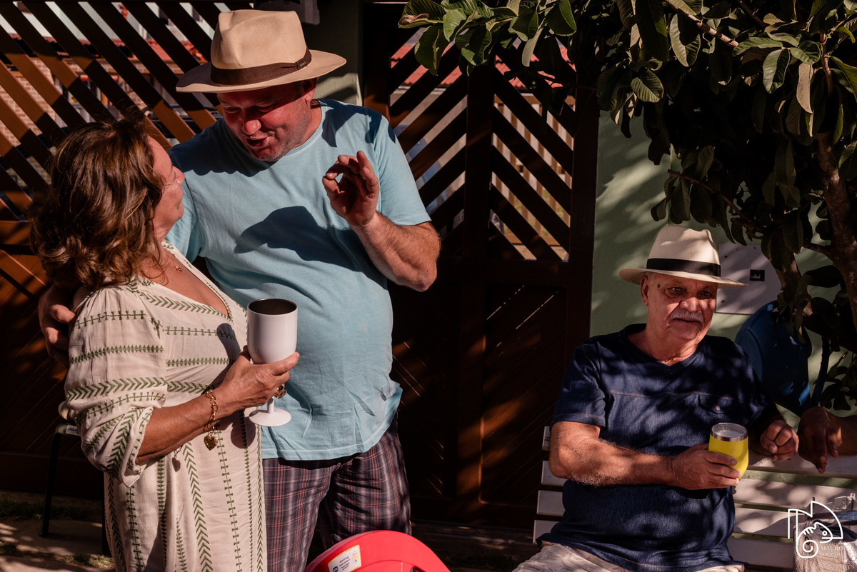 Aniversário Carlos Leite, fotos da festa do Carlos, família do Carlos, Festa em Putiri, Festa na casa de praia, Carlos e Ângela, Mauro Louzada Fotografia, Sua história minhas fotos, Fotografia documental, Fotógrafo de família, Fotógrafo Aracruz