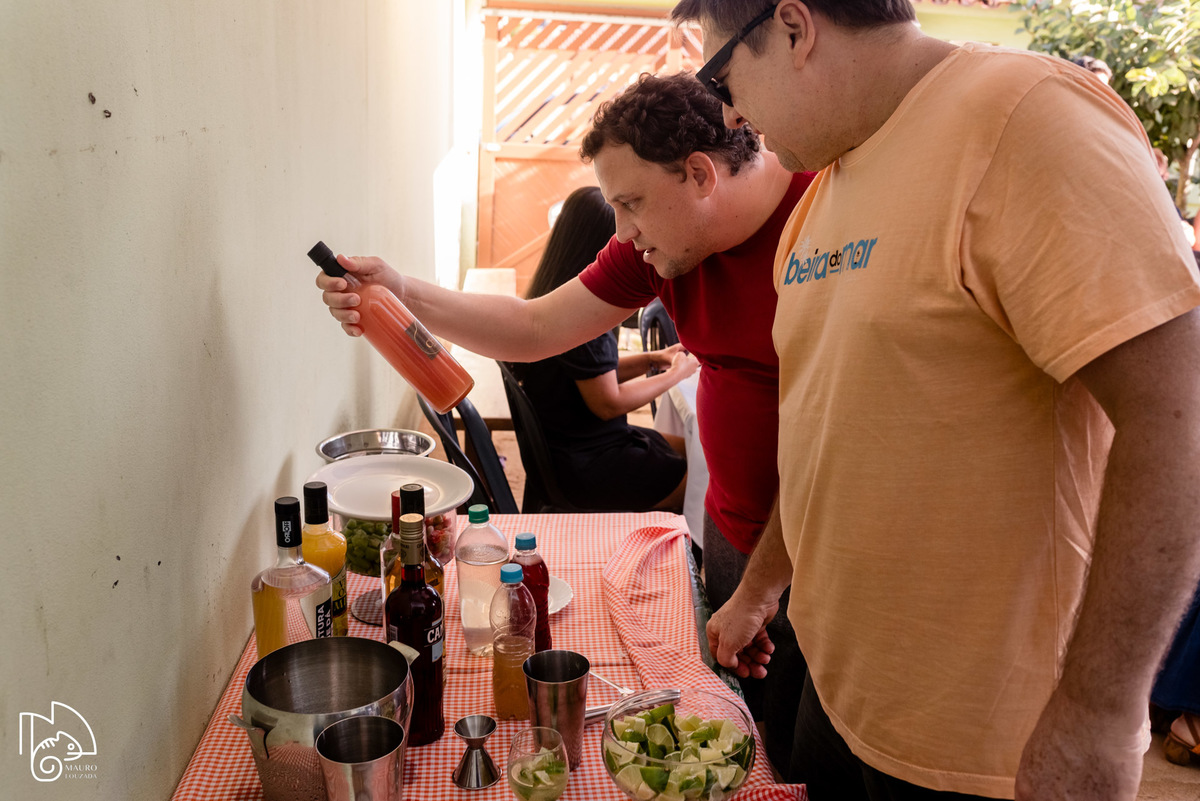 Aniversário Carlos Leite, fotos da festa do Carlos, família do Carlos, Festa em Putiri, Festa na casa de praia, Carlos e Ângela, Mauro Louzada Fotografia, Sua história minhas fotos, Fotografia documental, Fotógrafo de família, Fotógrafo Aracruz