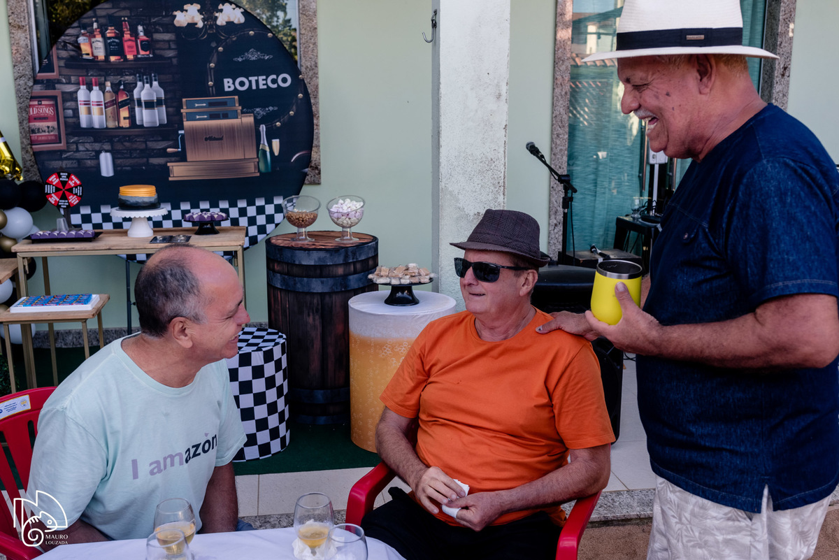 Aniversário Carlos Leite, fotos da festa do Carlos, família do Carlos, Festa em Putiri, Festa na casa de praia, Carlos e Ângela, Mauro Louzada Fotografia, Sua história minhas fotos, Fotografia documental, Fotógrafo de família, Fotógrafo Aracruz