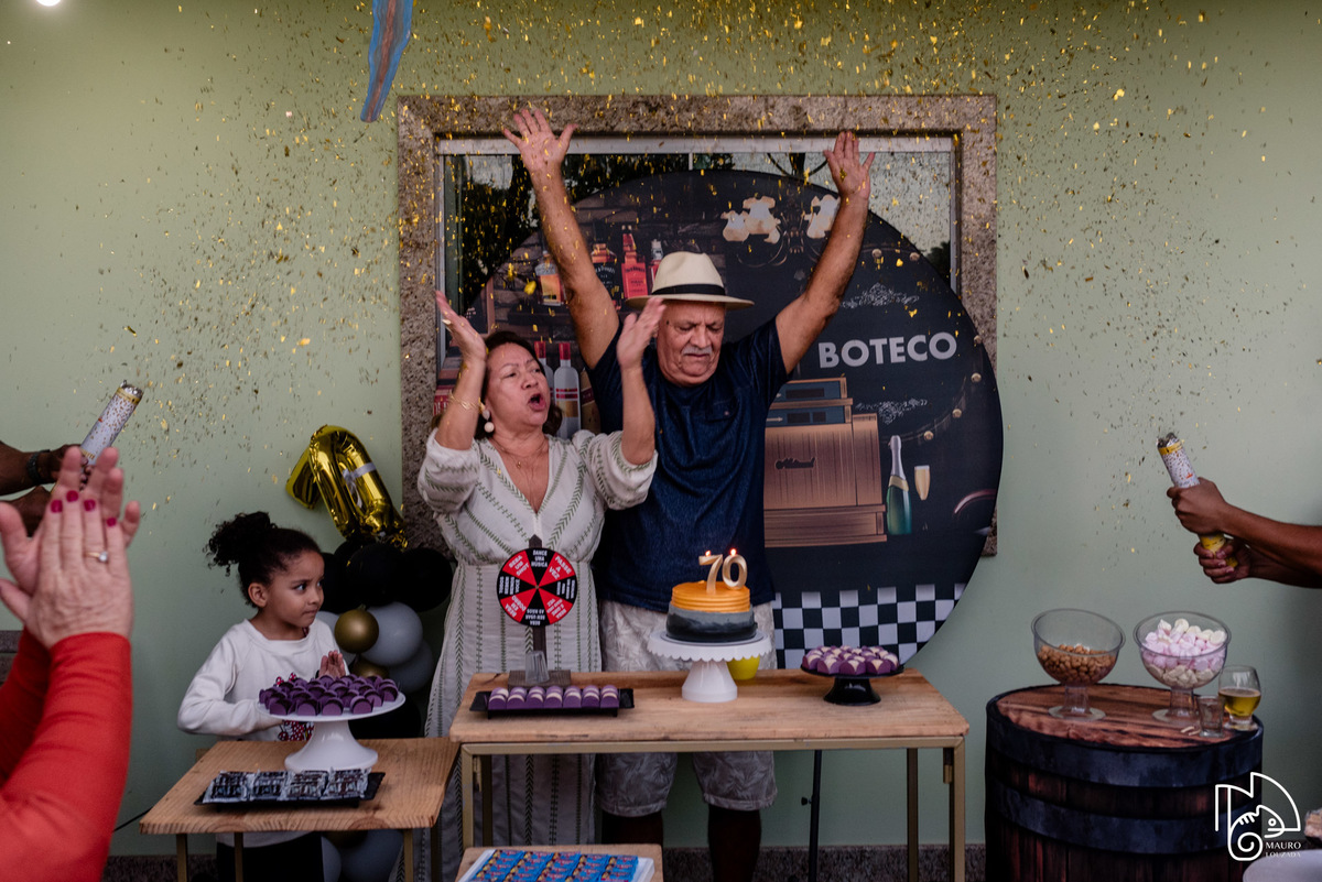 Aniversário Carlos Leite, fotos da festa do Carlos, família do Carlos, Festa em Putiri, Festa na casa de praia, Carlos e Ângela, Mauro Louzada Fotografia, Sua história minhas fotos, Fotografia documental, Fotógrafo de família, Fotógrafo Aracruz