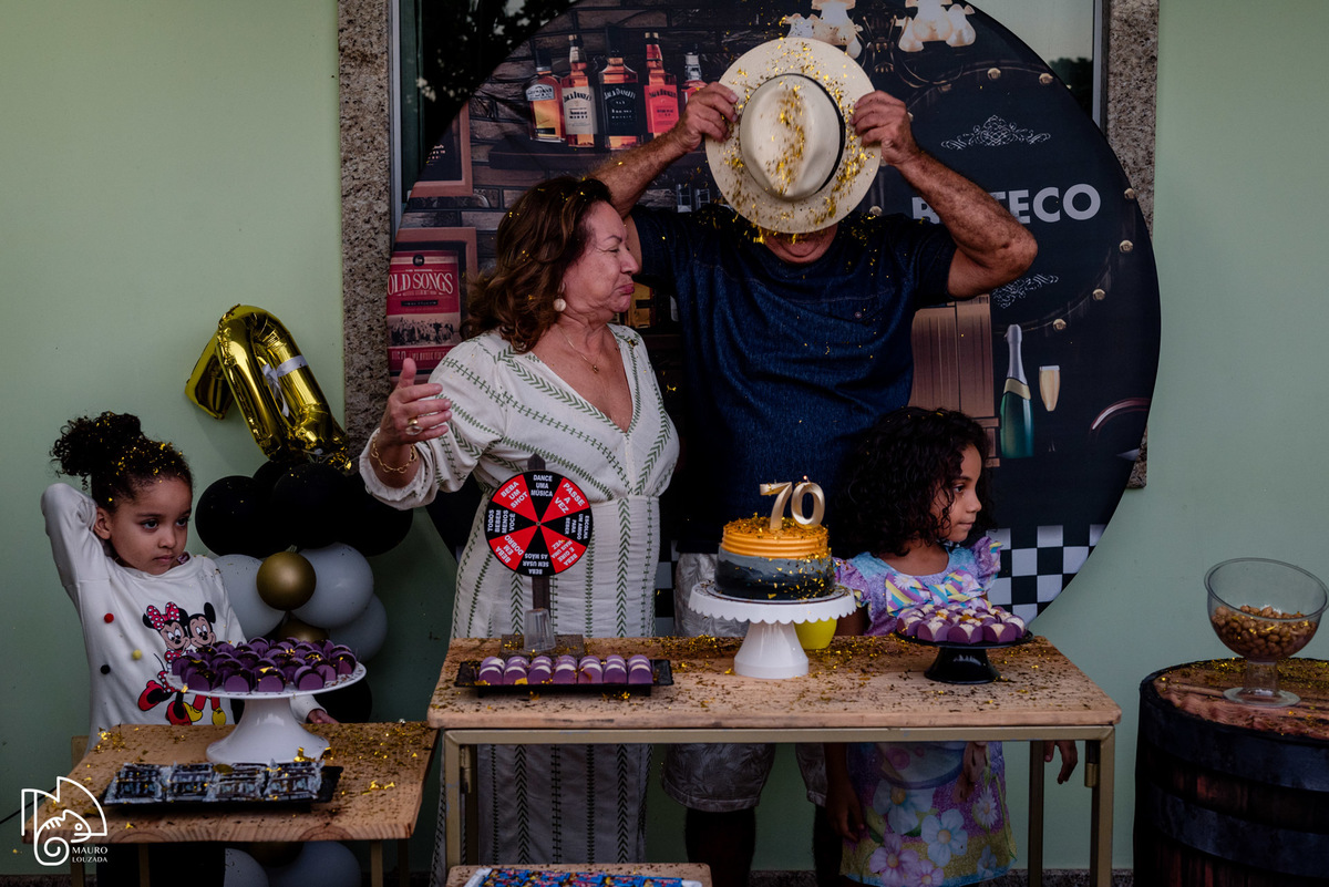 Aniversário Carlos Leite, fotos da festa do Carlos, família do Carlos, Festa em Putiri, Festa na casa de praia, Carlos e Ângela, Mauro Louzada Fotografia, Sua história minhas fotos, Fotografia documental, Fotógrafo de família, Fotógrafo Aracruz