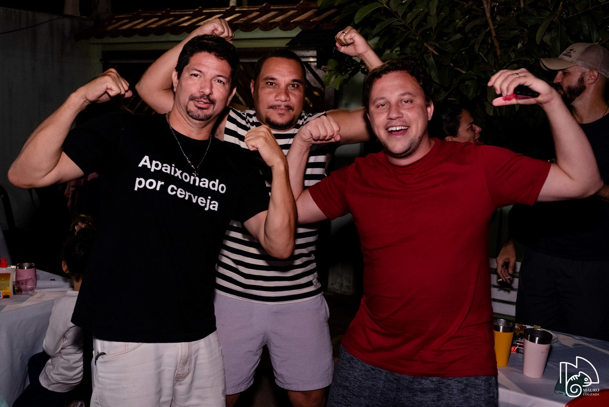 Aniversário Carlos Leite, fotos da festa do Carlos, família do Carlos, Festa em Putiri, Festa na casa de praia, Carlos e Ângela, Mauro Louzada Fotografia, Sua história minhas fotos, Fotografia documental, Fotógrafo de família, Fotógrafo Aracruz