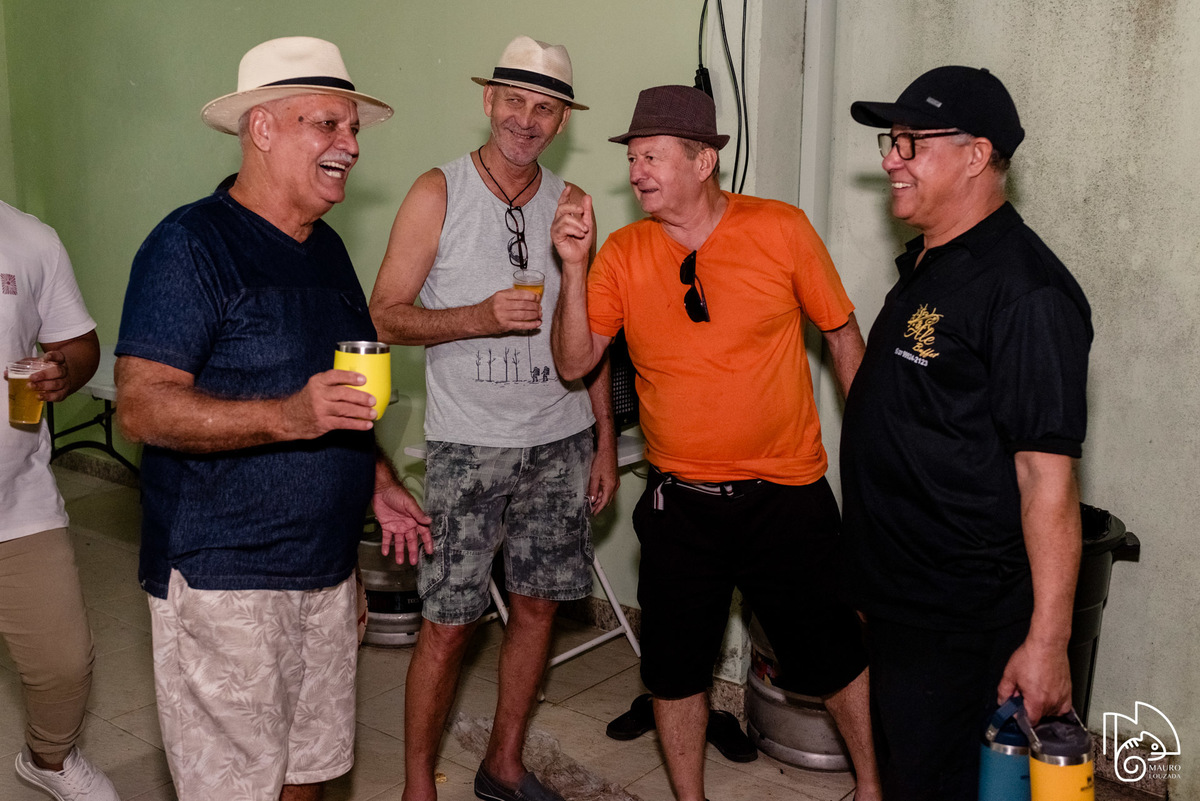 Aniversário Carlos Leite, fotos da festa do Carlos, família do Carlos, Festa em Putiri, Festa na casa de praia, Carlos e Ângela, Mauro Louzada Fotografia, Sua história minhas fotos, Fotografia documental, Fotógrafo de família, Fotógrafo Aracruz