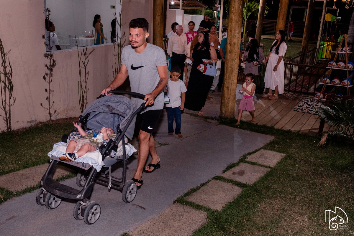 níver Lucca Toni, aniversário infantil, 1 ano do Lucca Toni, fotos do aniversário do Lucca Toni, festa infantil, festa em família, mauro louzada fotografia, sua história minhas fotos, fotógrafo aracruz, fotógrafo de casamento, fotógrafo de família