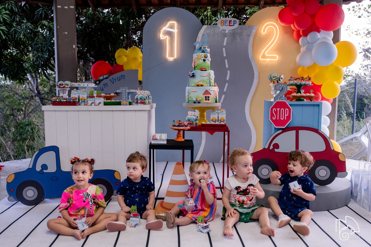 níver Thales e Matteo, aniversário infantil, aniversário irmaos Thales e Matteo, fotos do aniversário Thales e Matteo, festa infantil, festa em família, mauro louzada fotografia, sua história minhas fotos, fotógrafo aracruz, fotógrafo de familia