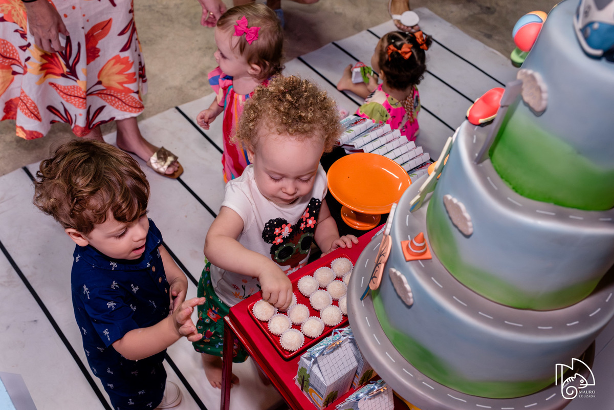 níver Thales e Matteo, aniversário infantil, aniversário irmaos Thales e Matteo, fotos do aniversário Thales e Matteo, festa infantil, festa em família, mauro louzada fotografia, sua história minhas fotos, fotógrafo aracruz, fotógrafo de familia
