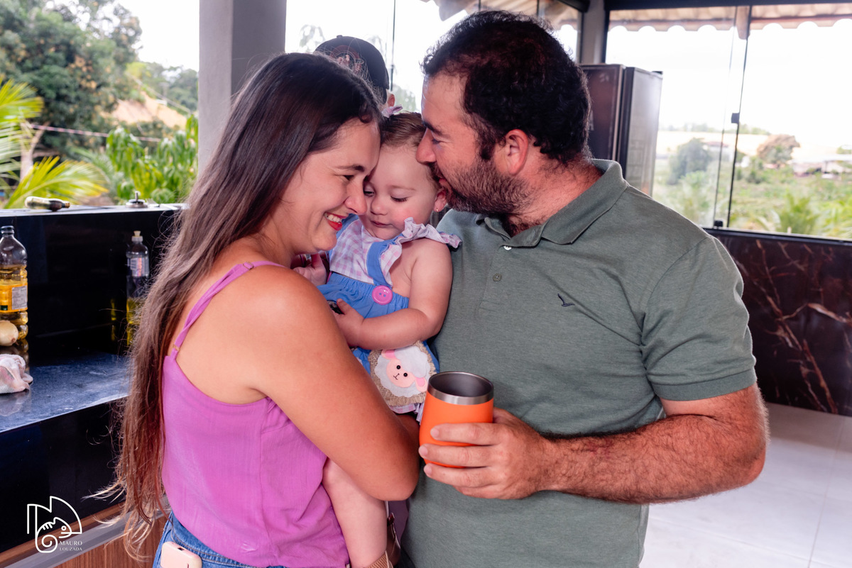 níver Elaini, aniversário infantil, 1 ano da Elaini, fotos do aniversário da Elaini, festa infantil, festa em família, festa no campo, mauro louzada fotografia, sua história minhas fotos, fotógrafo aracruz, fotógrafo de casamento, fotógrafo de família