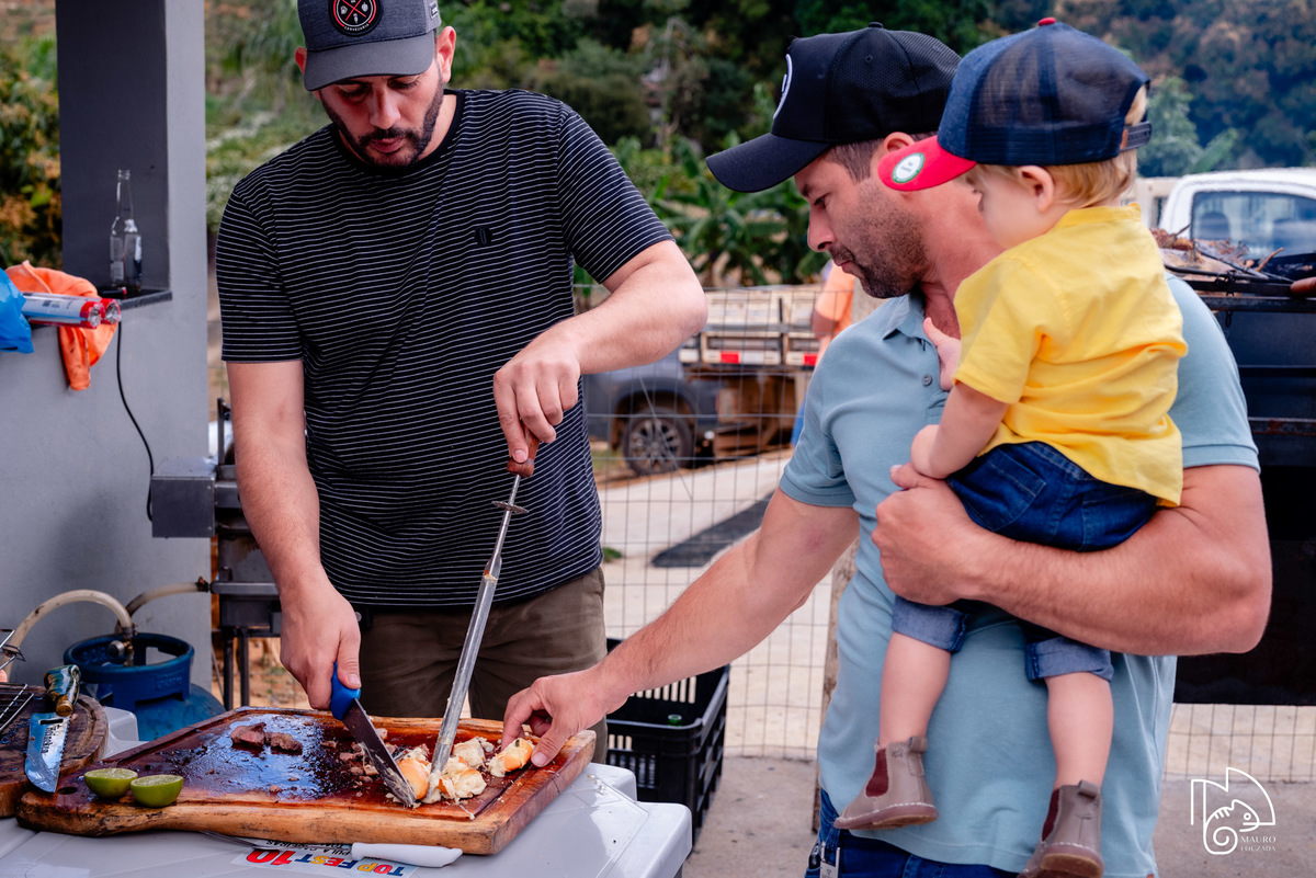 níver Elaini, aniversário infantil, 1 ano da Elaini, fotos do aniversário da Elaini, festa infantil, festa em família, festa no campo, mauro louzada fotografia, sua história minhas fotos, fotógrafo aracruz, fotógrafo de casamento, fotógrafo de família