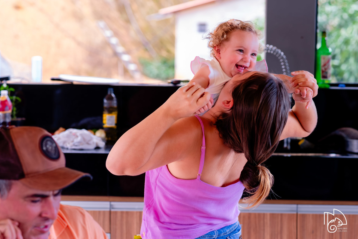 níver Elaini, aniversário infantil, 1 ano da Elaini, fotos do aniversário da Elaini, festa infantil, festa em família, festa no campo, mauro louzada fotografia, sua história minhas fotos, fotógrafo aracruz, fotógrafo de casamento, fotógrafo de família