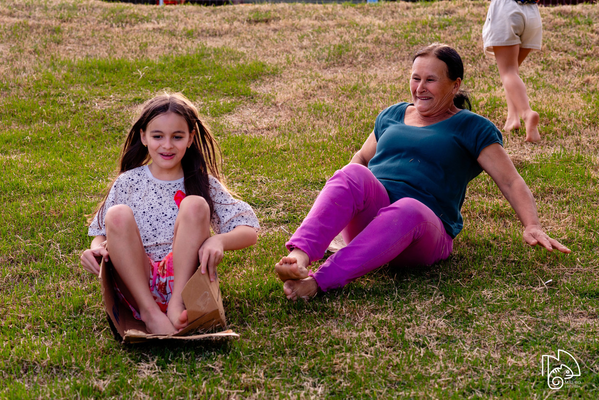 níver Elaini, aniversário infantil, 1 ano da Elaini, fotos do aniversário da Elaini, festa infantil, festa em família, festa no campo, mauro louzada fotografia, sua história minhas fotos, fotógrafo aracruz, fotógrafo de casamento, fotógrafo de família