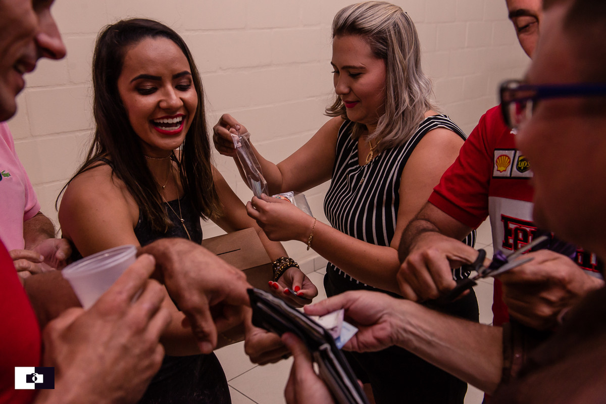 Chá bar Mayane e Xandy em Linhares
